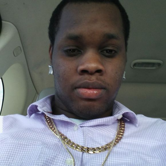 Meet your Posher, Ricardo - Picture 1 of 1