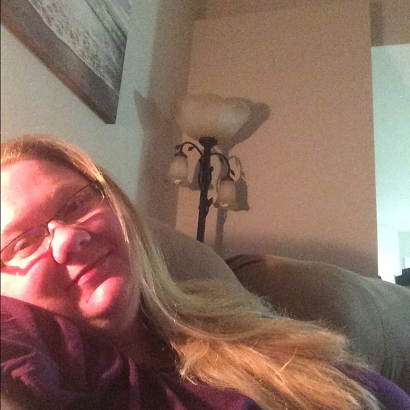 Meet your Posher, Sarah - Picture 1 of 1