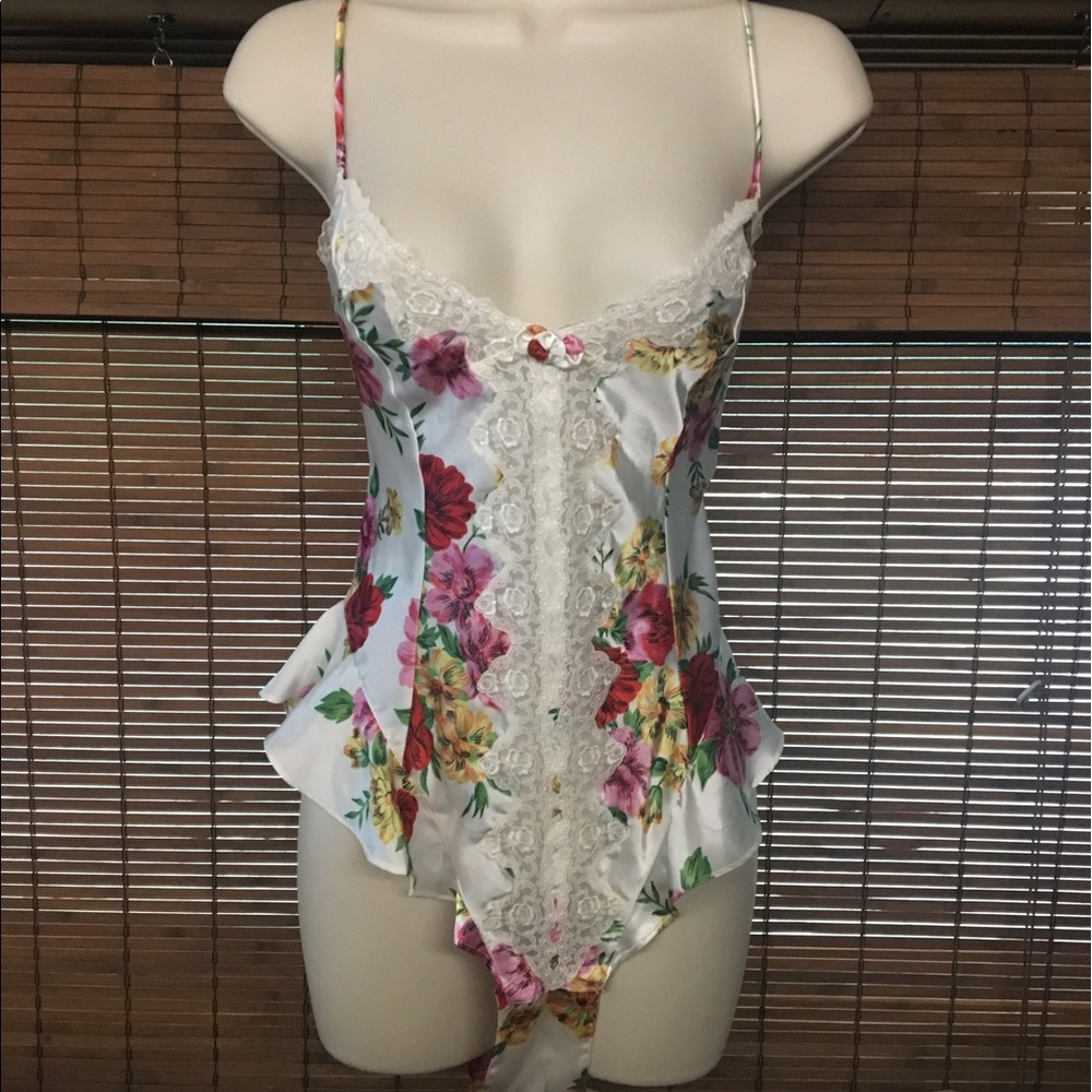 Small Victoria Secret Sleepwear