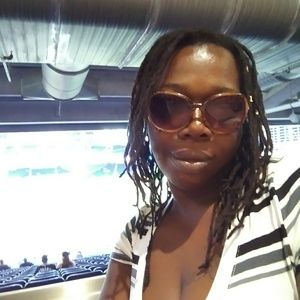 Meet your Posher, Rose