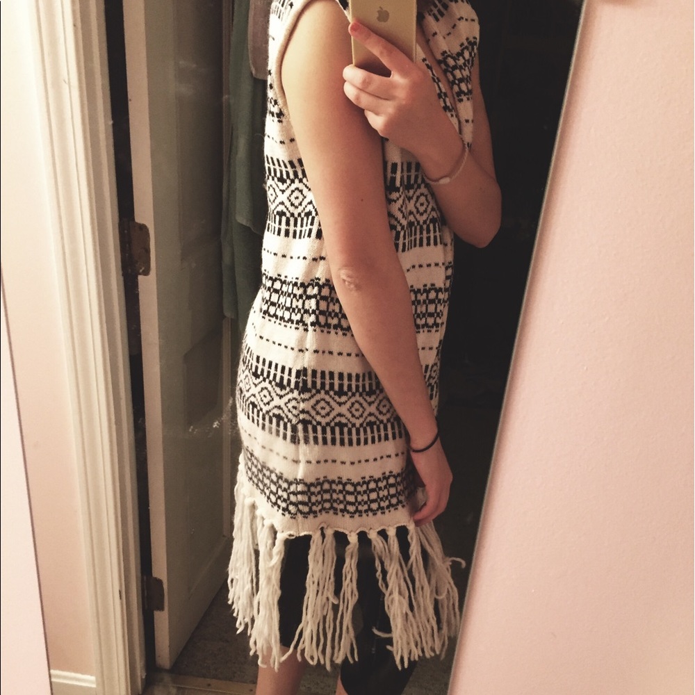 Sleeveless sweater kimono