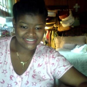 Meet your Posher, Cynthia