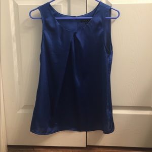 Violet & Claire blue top