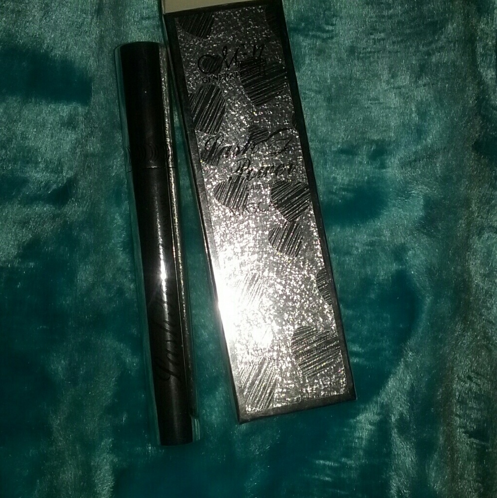 Waterproof mascara