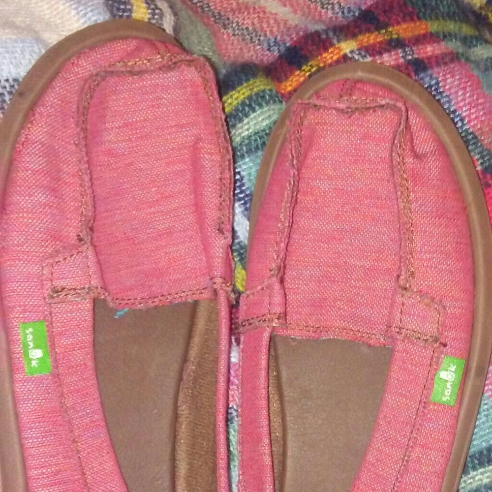 Red Slip-on Sanuks