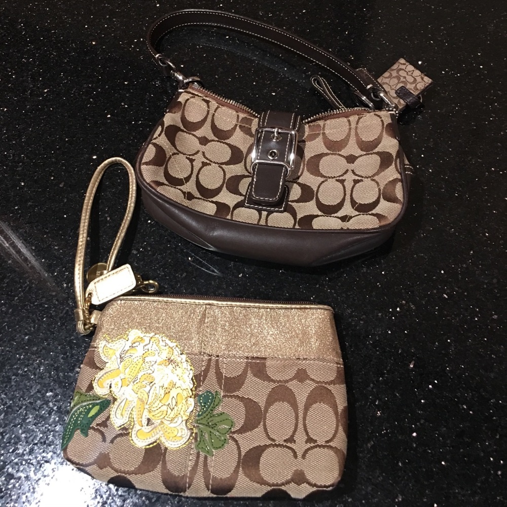 Coach Purse with Wristlet!