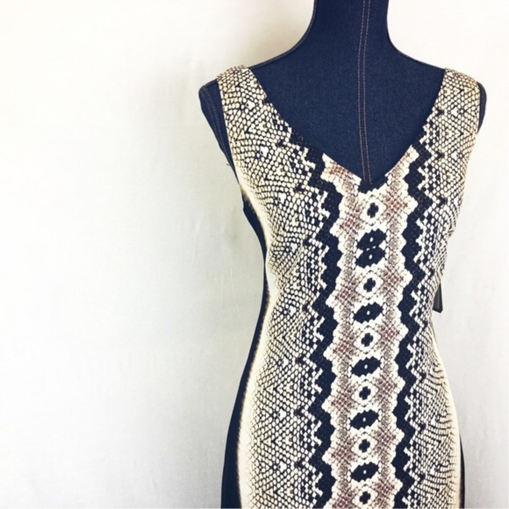 NEW ARTELIER N MILLER 10 V-Neck Back Sheath Dress