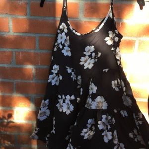 Hawaiian flower Sundress Brandy Melville