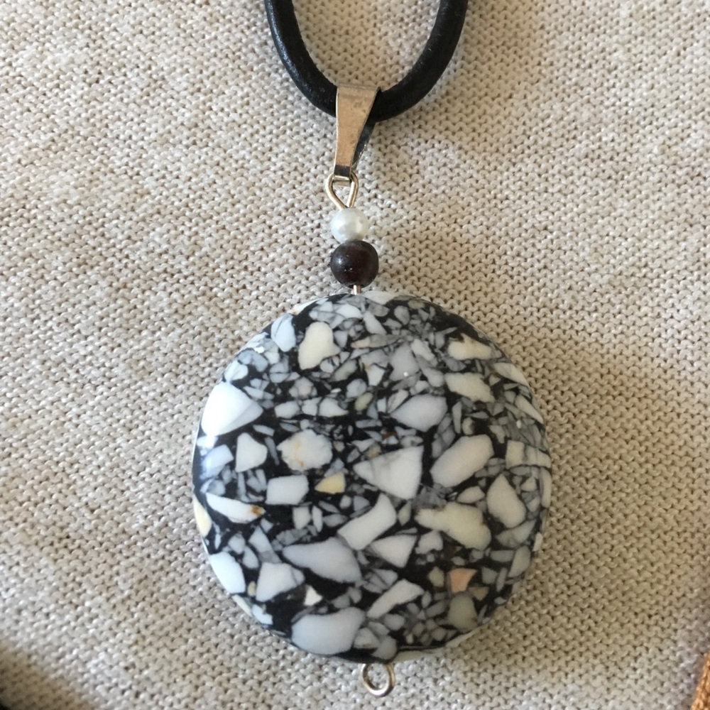 Composite stone pendant necklace w/ leather chain