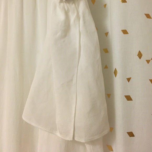 & other stories Flowy Off Shoulder Top - Picture 4 of 4