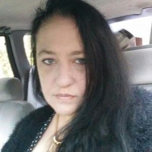 Meet your Posher, Carlene