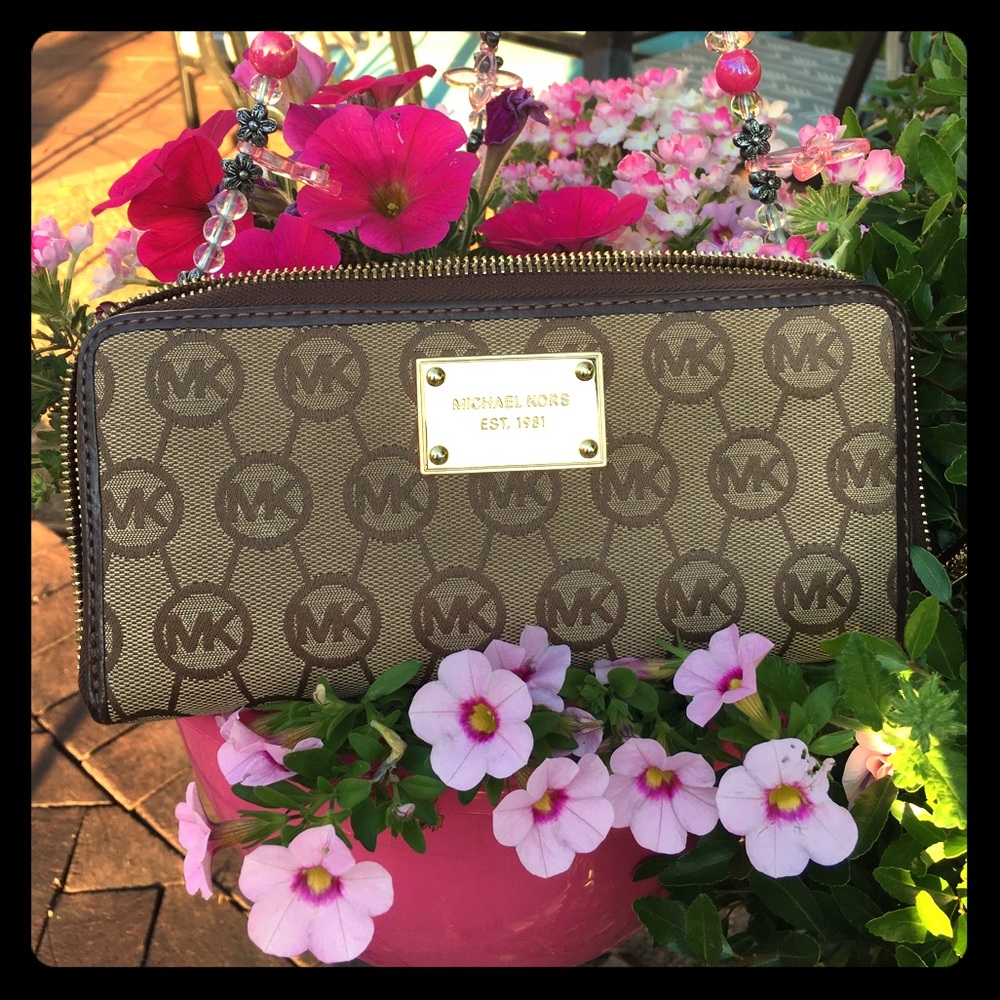 Authentic Michael Kors wallet