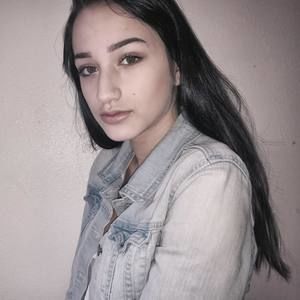 Meet your Posher, Jada