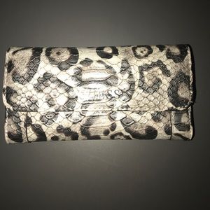 Guess wallet