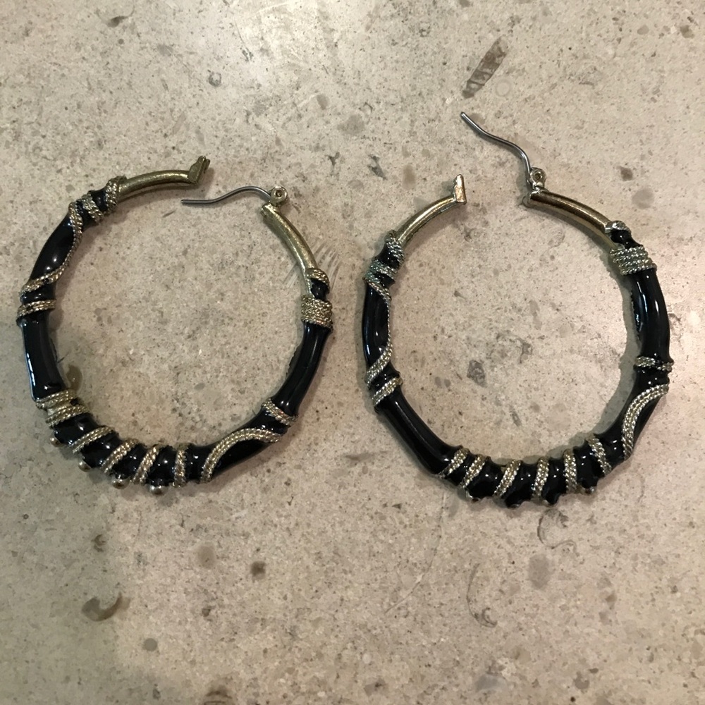 Black and gold hoops