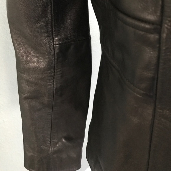 Authentic "S" pre-owned black Guess zipper jacket - Picture 4 of 8