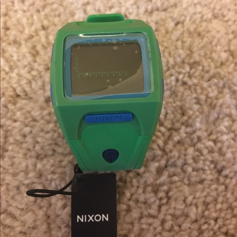 NWT! Nixon Tide Telling Watch