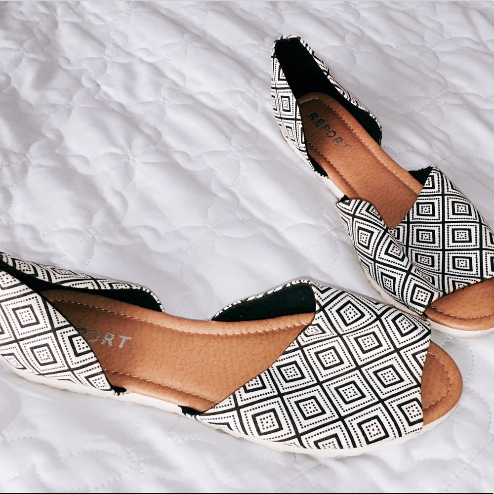 Cute open toe sandals ❤️