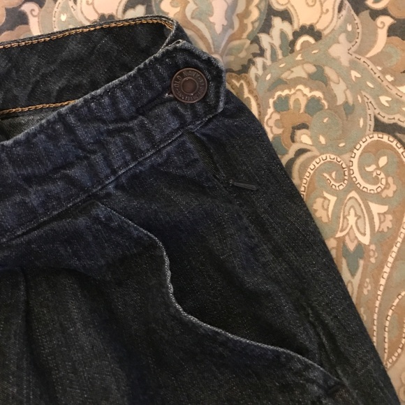 Old Navy Jean Mini Skirt - Picture 2 of 2