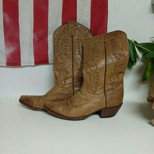 Light brown cowboy boots