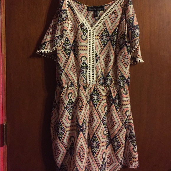 Off the shoulder romper - Picture 1 of 4