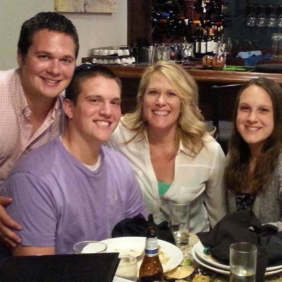 Meet your Posher, Renee - Picture 1 of 1