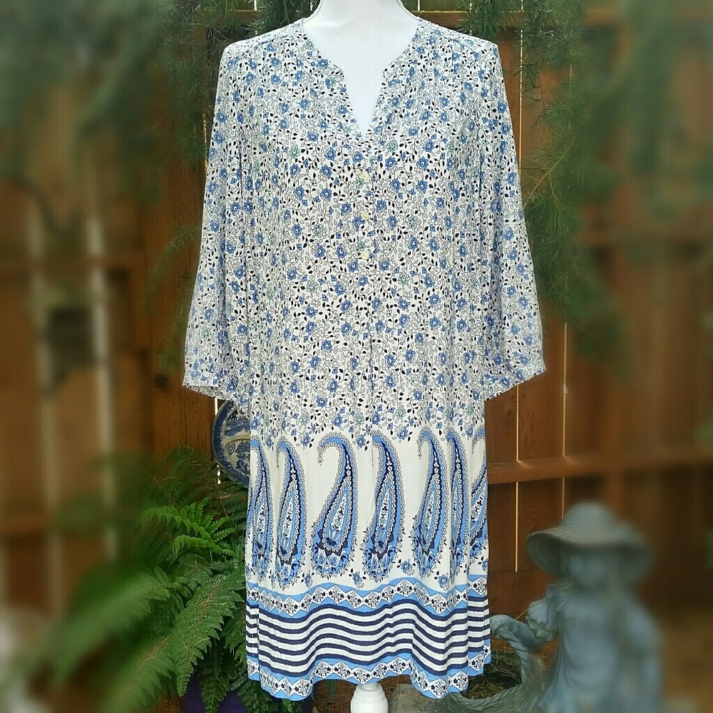 Flowery paisley dress