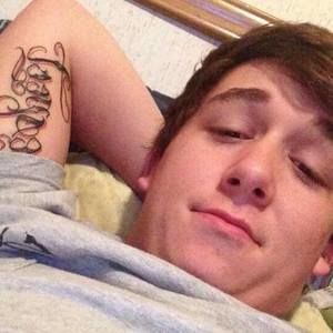 Meet your Posher, Dylan