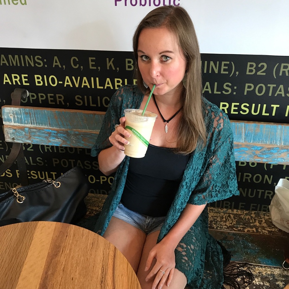 Meet your Posher, Carly