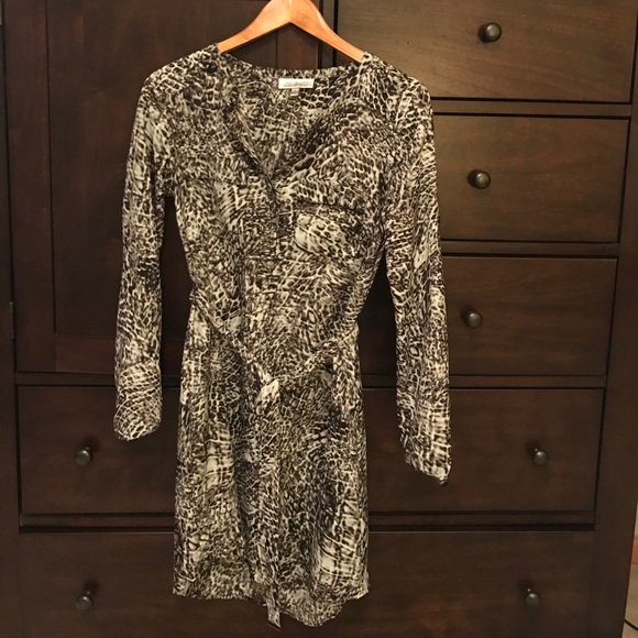 Jennifer Lopez Long Sleeve Dress With Tie - Picture 1 of 2