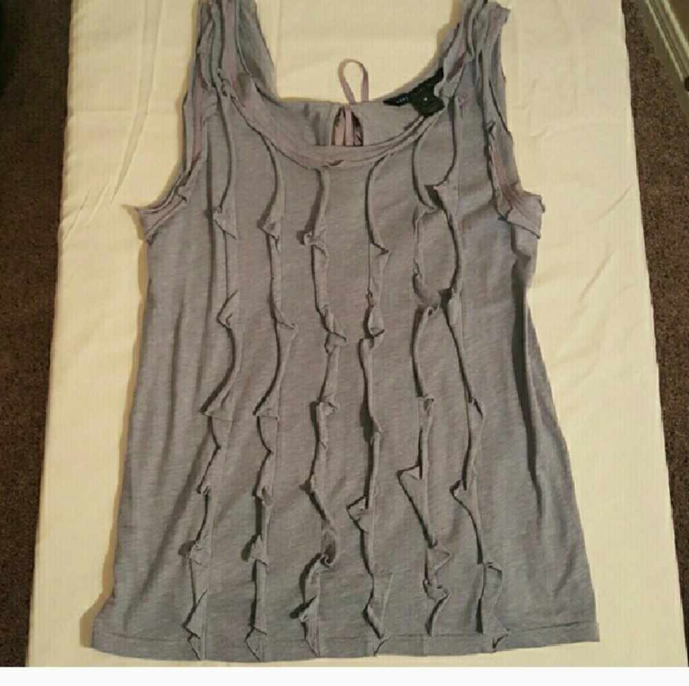 4 for $12 Marc Jacobs ruffled tank m purple