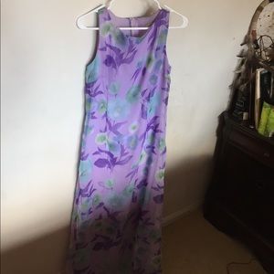 Vintage flowery dress