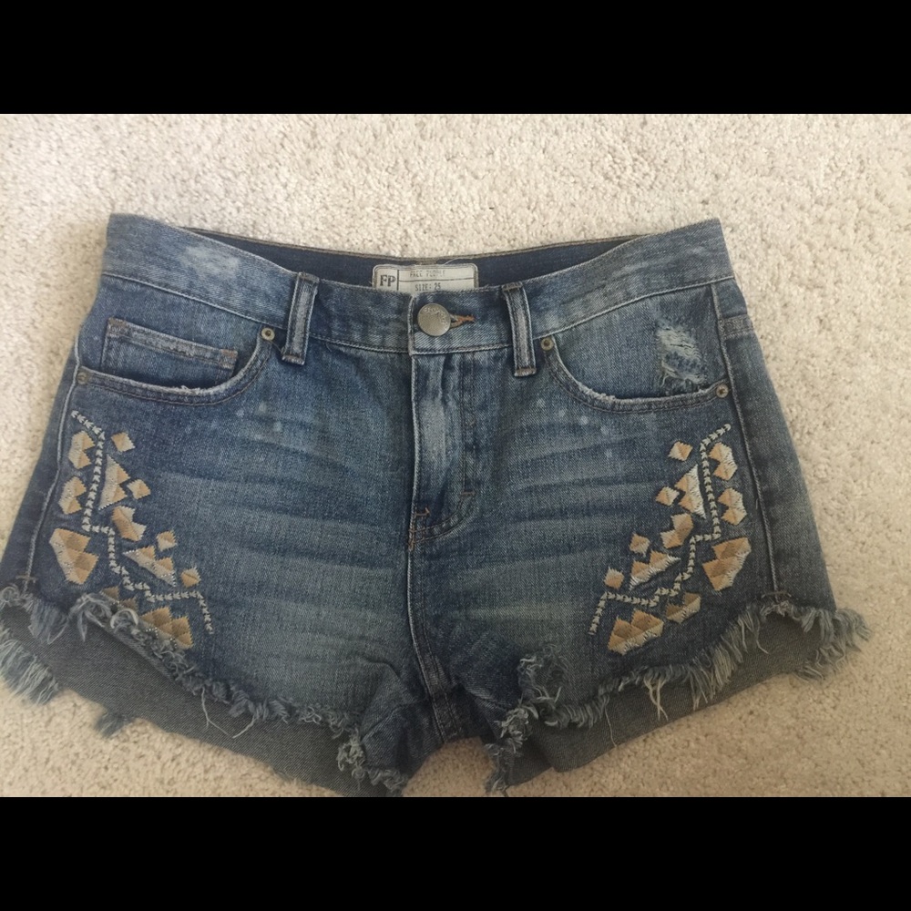 Free People Dolphin Hem Denim Shorts 25