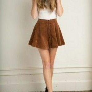 Brandy Melville skirt