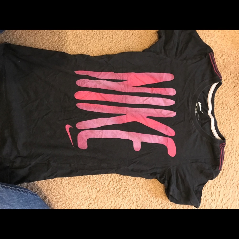 Nike short sleeve workout shirt
