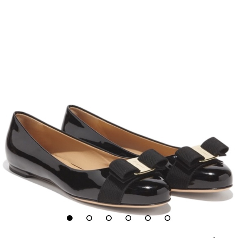 NIB Salvatore Ferragamo Varina Patent Leather Flat