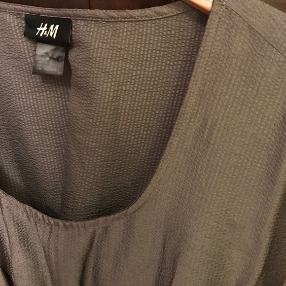 H&M Silver Cap Sleeve Dress - Picture 4 of 4