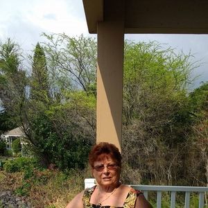 Meet your Posher, Linda