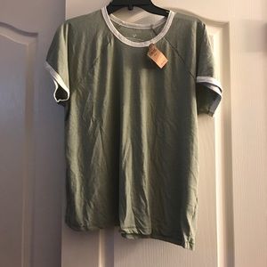 •OFFERS WELCOME• Olive Green Tee Shirt