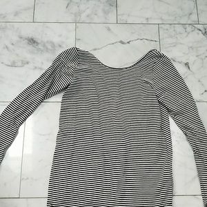 Low cut back long sleeve striped shirt