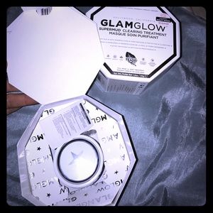 GLAMGLOW supermud clearing treatment masque