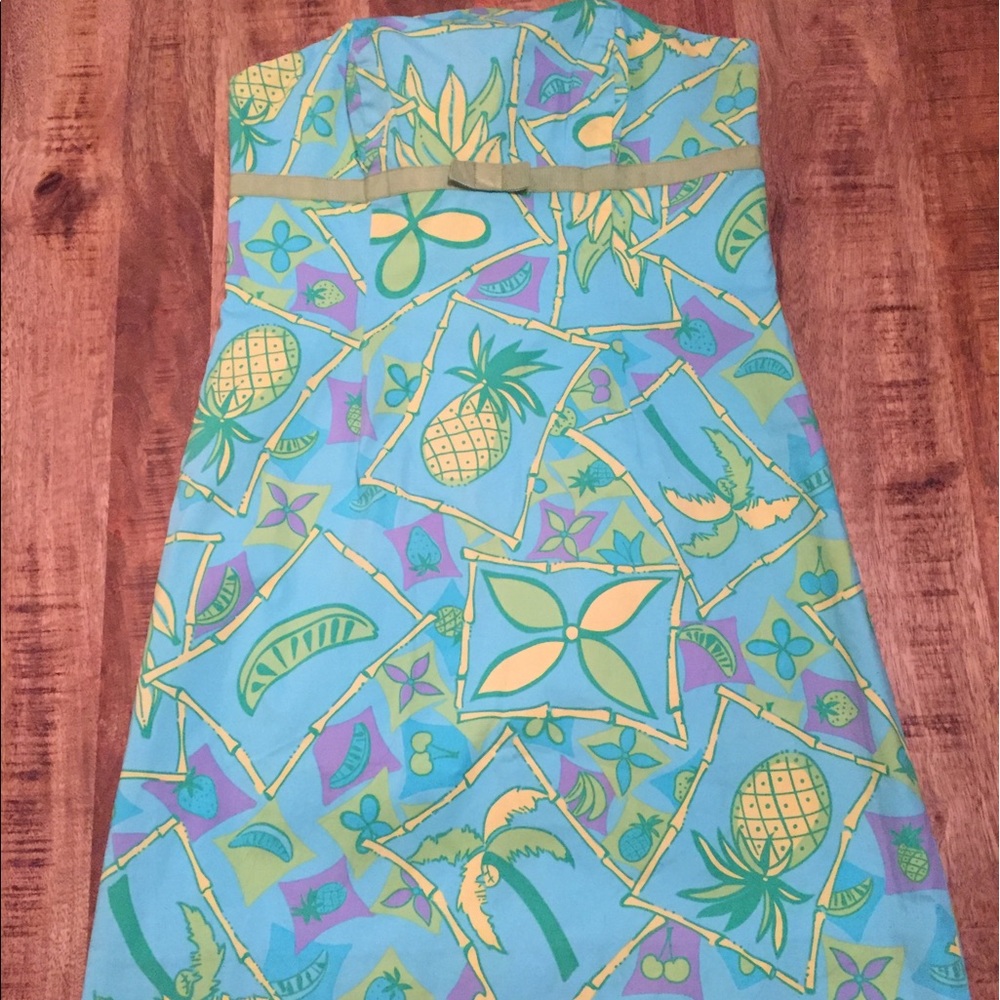Summery Lilly Pulitzer strapless pineapple dress
