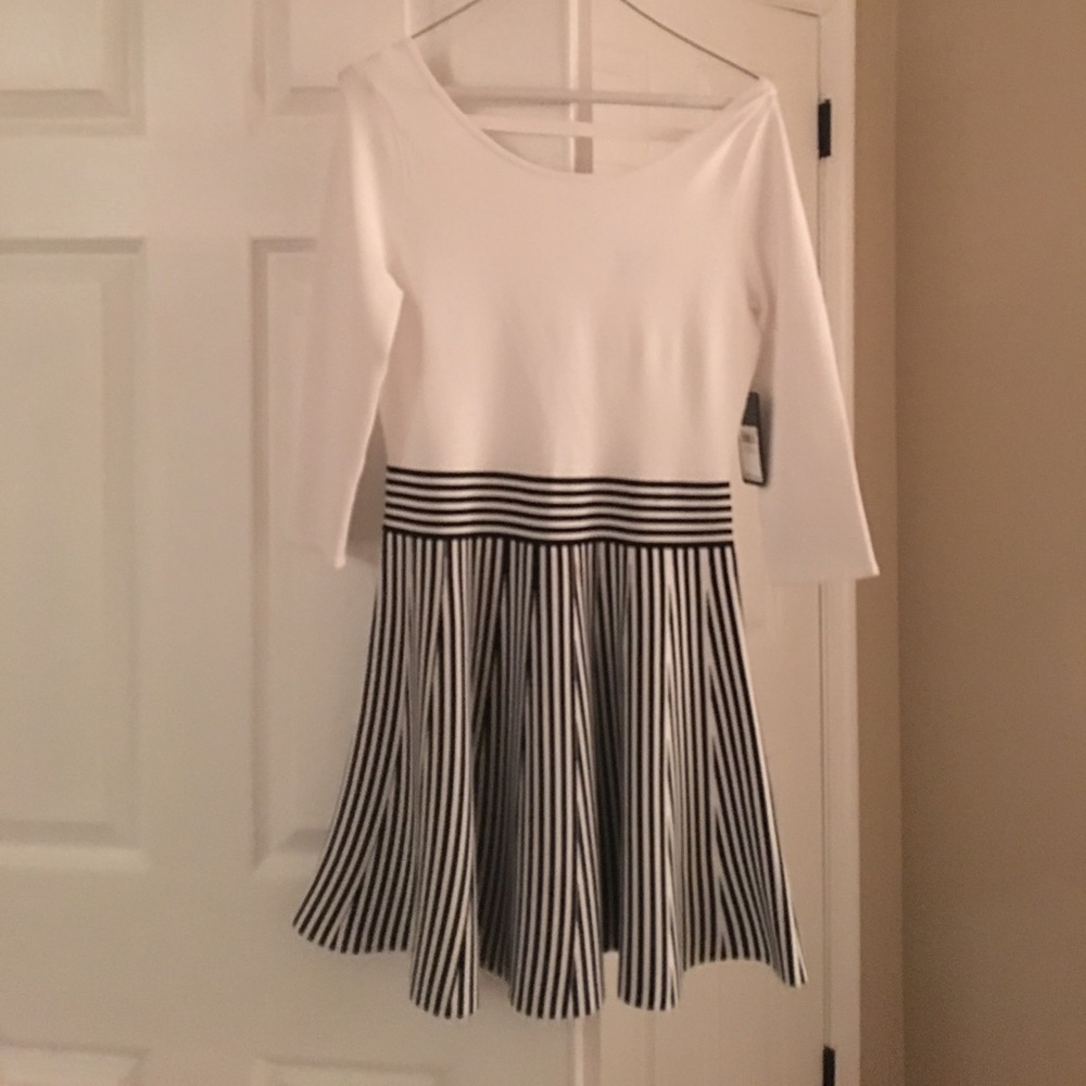 Guess Dress NWT Size Large