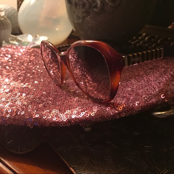 Price drop?Fendi Sunglasses Authentic Italy.Amber
