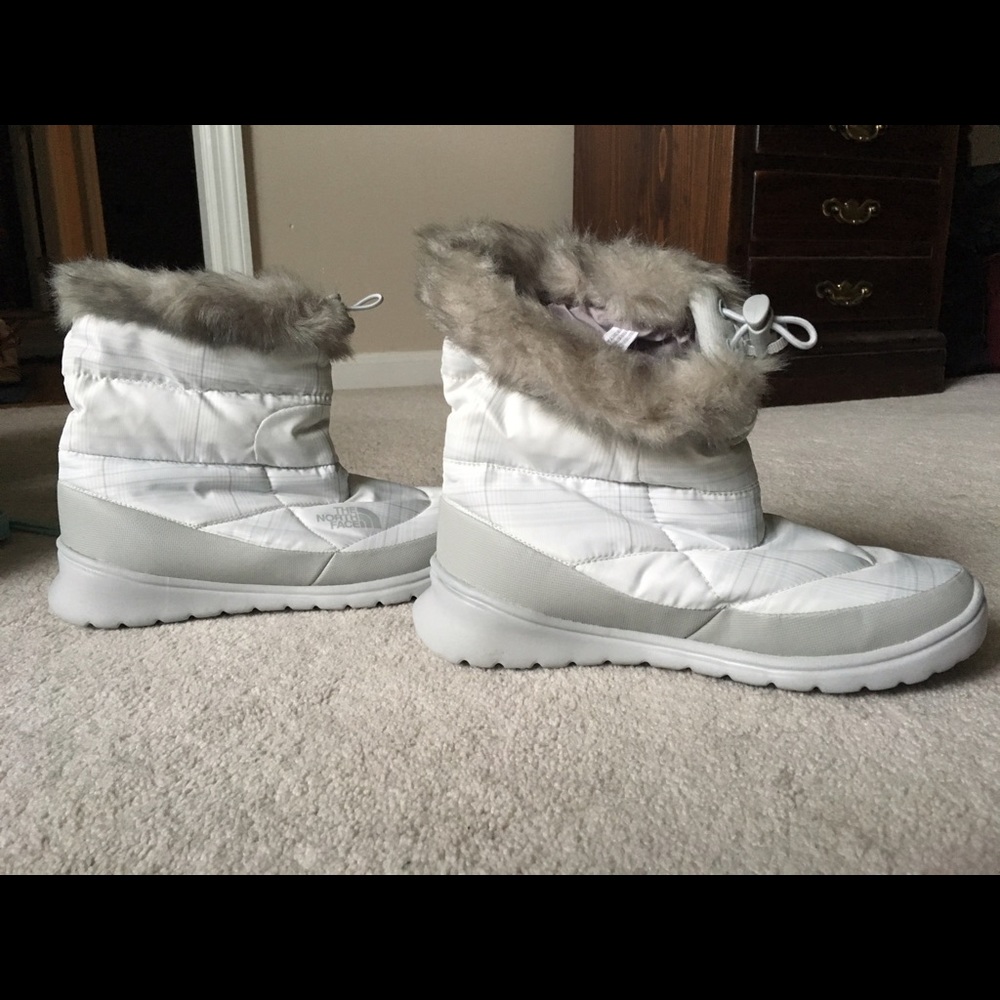 North Face snow boots