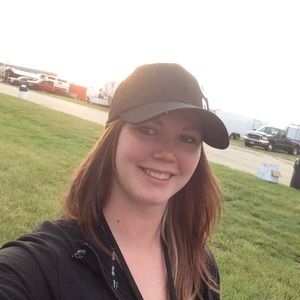 Meet your Posher, Kendra