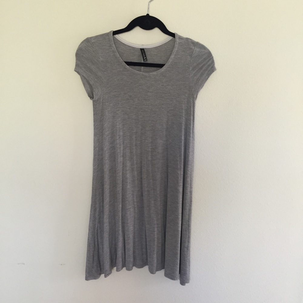 Tillys grey dress