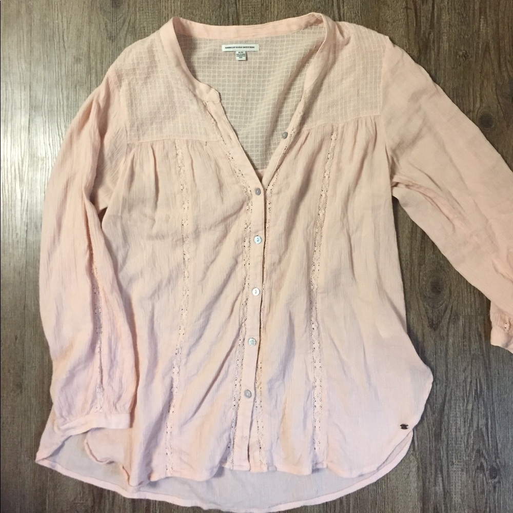 Light pink American eagle button down