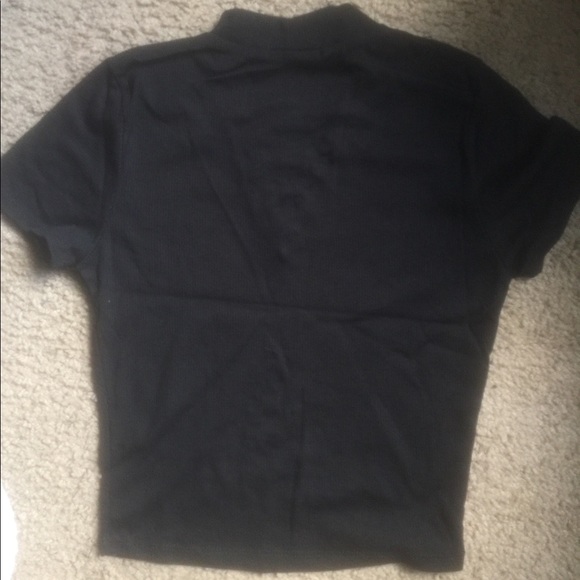 NWT black choker crop top - Picture 4 of 4