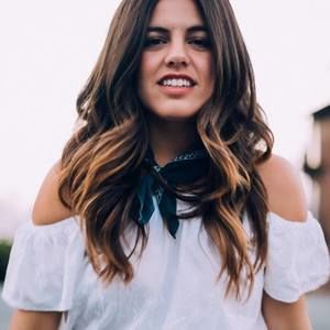 Meet your Posher, Lauren